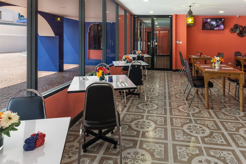 Casa Marocc Hotel 42/50