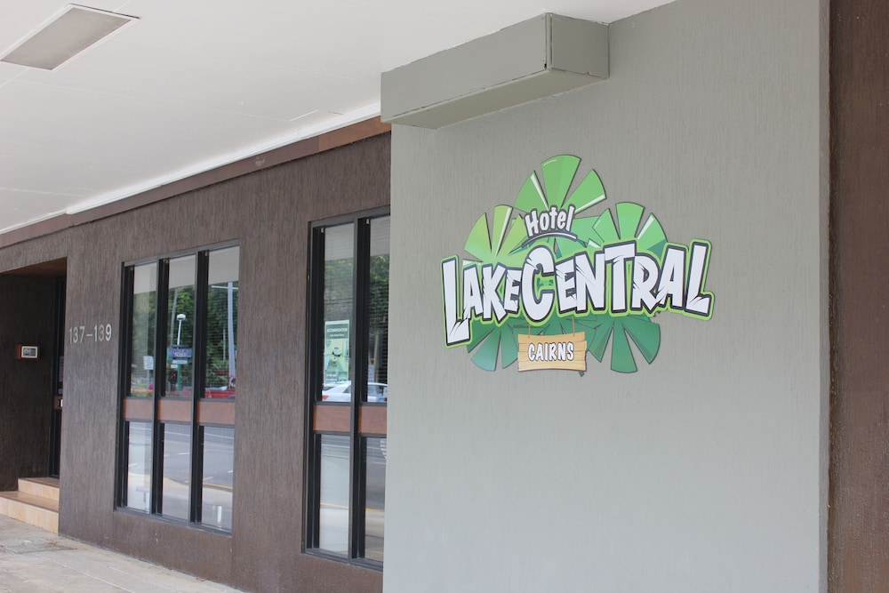 Lake Central Cairns 7/60