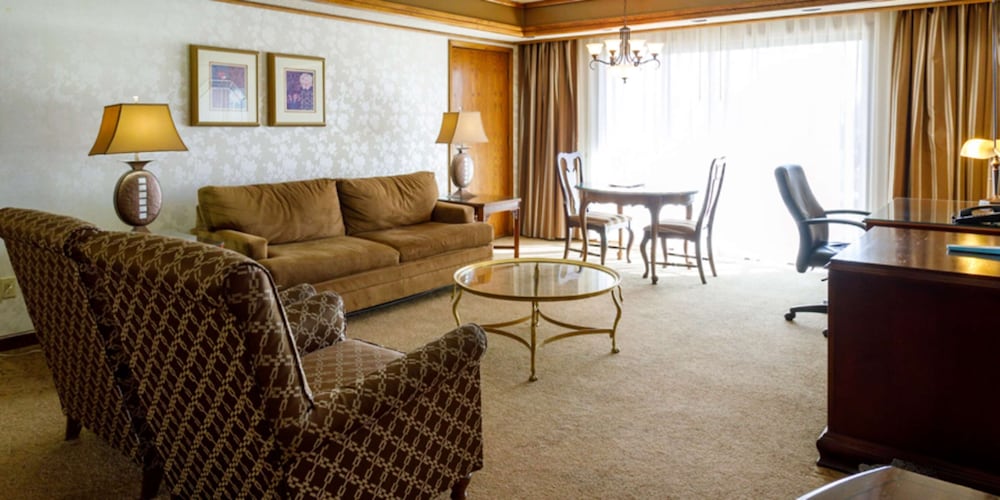 Maverick Hotel And Casino By Red Lion Hotels 41/66