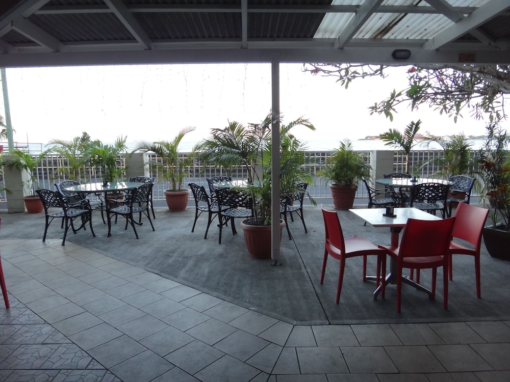 Hotel Millenia Samoa 28/50