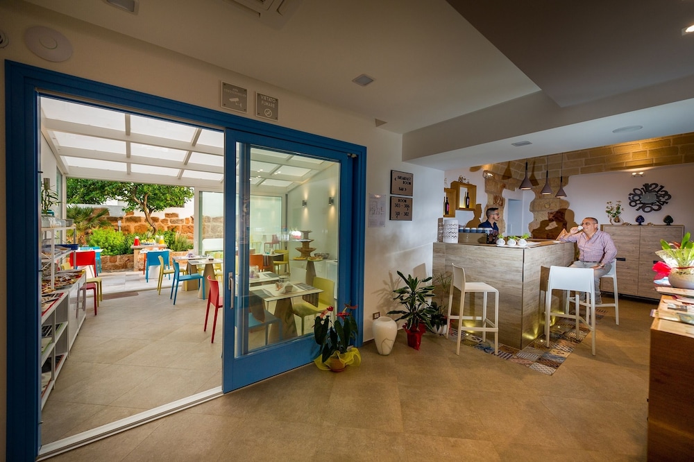 Hotel Vento Del Sud 35/47