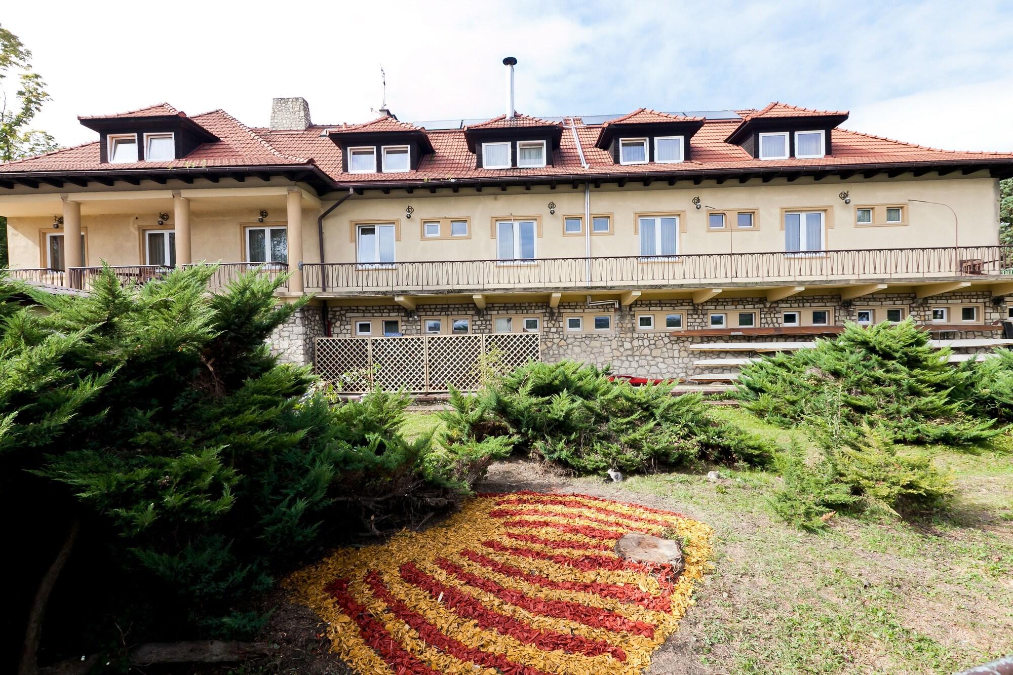 Hotel Eva 4/61