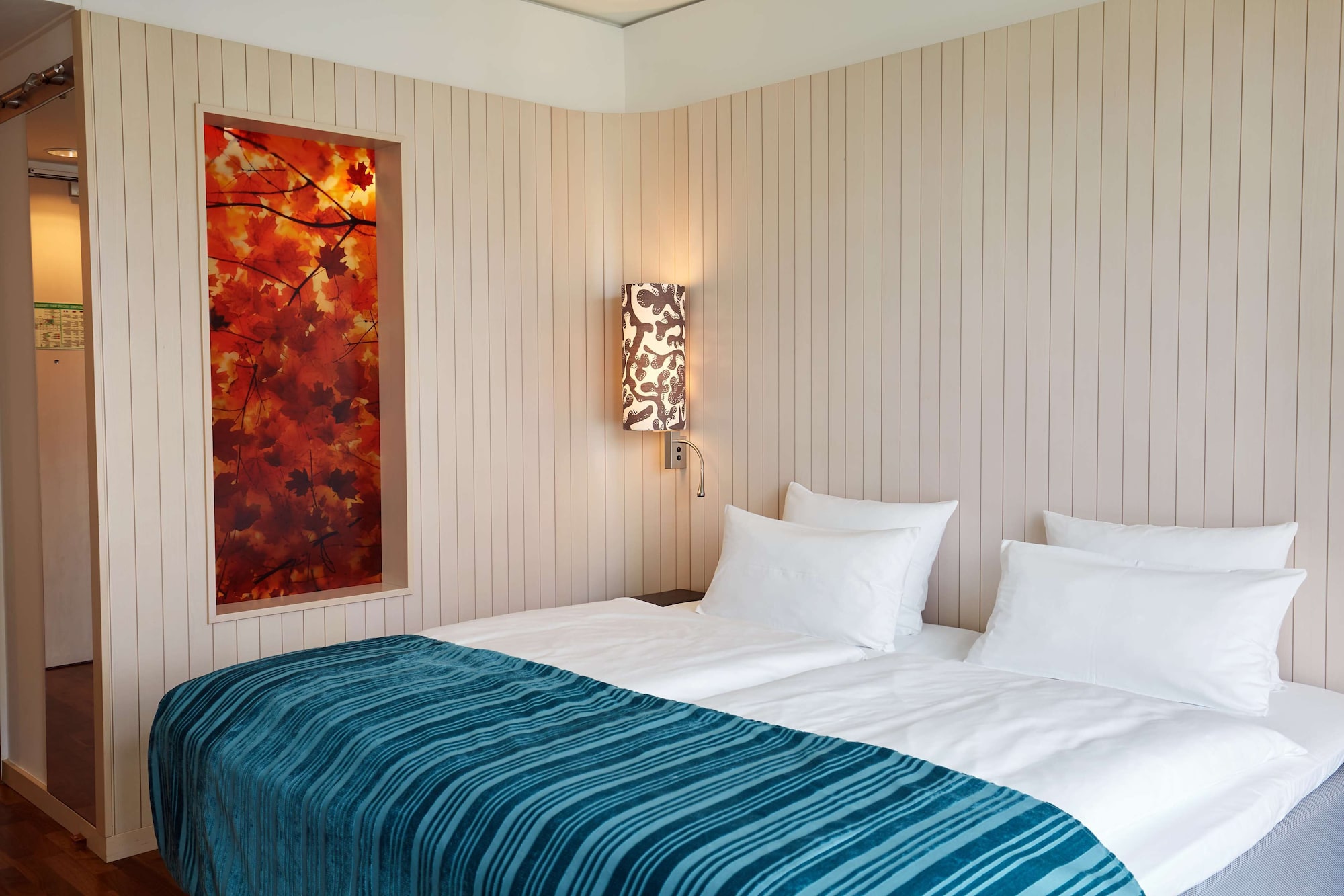 SUPERIOR, DOUBLE BED