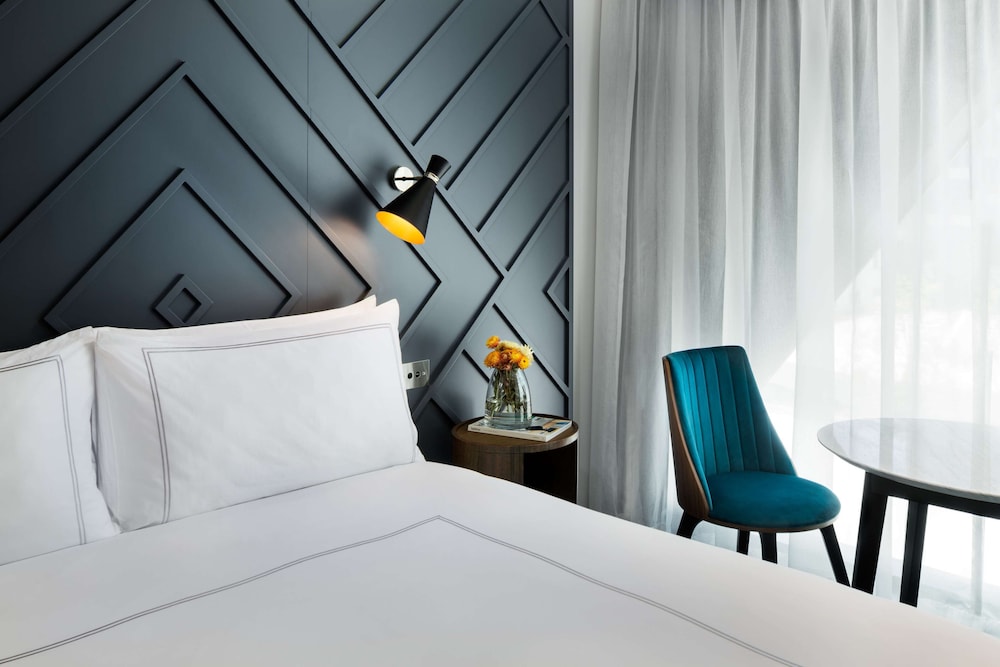 West Hotel Sydney Curio Collection By Hilton 26/80