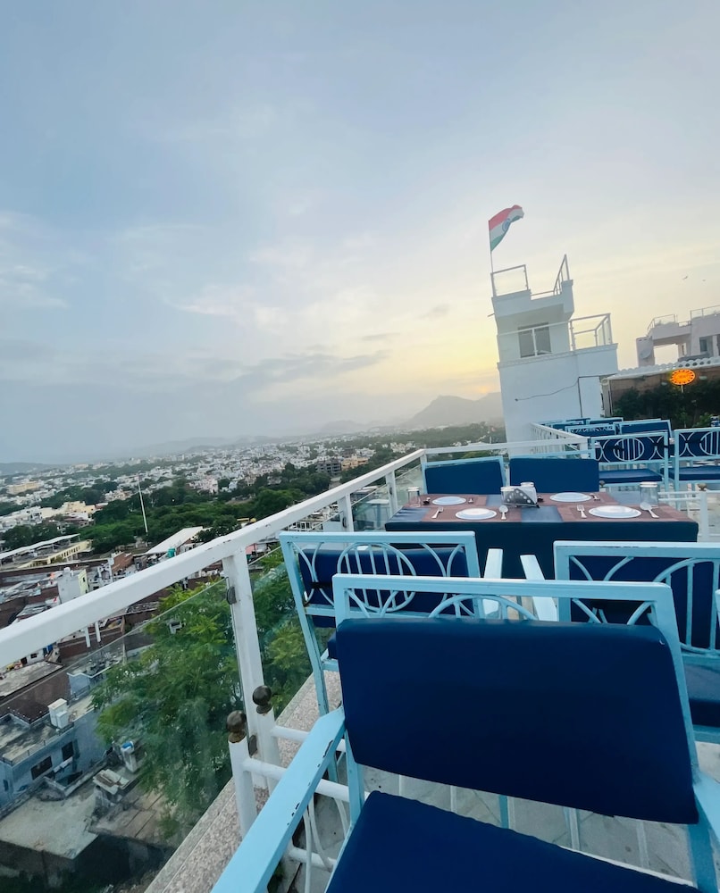 Hotel Darbargarh Udaipur 42/50