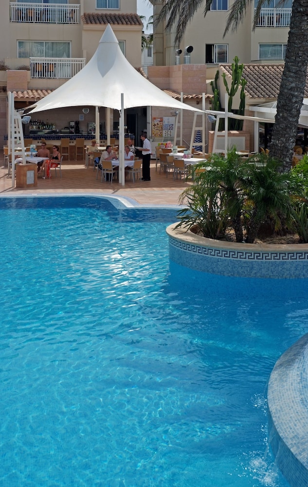 Aparthotel Isla de Cabrera 64/67