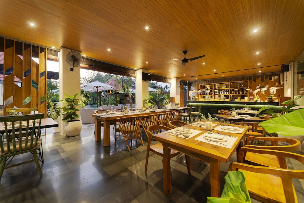 Adepa Resort 38/50