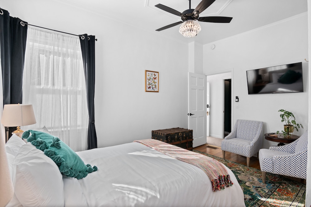 The Adagio Bed and Breakfast 12/50
