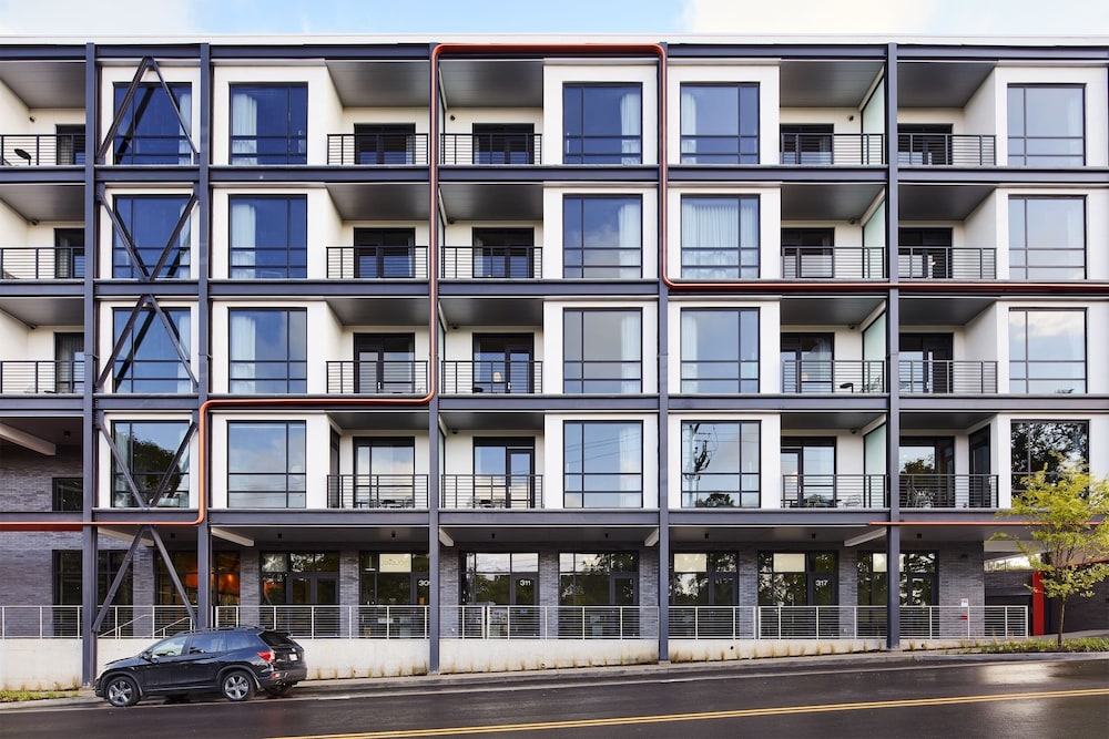BentoLiving Chestnut Hill 3/77