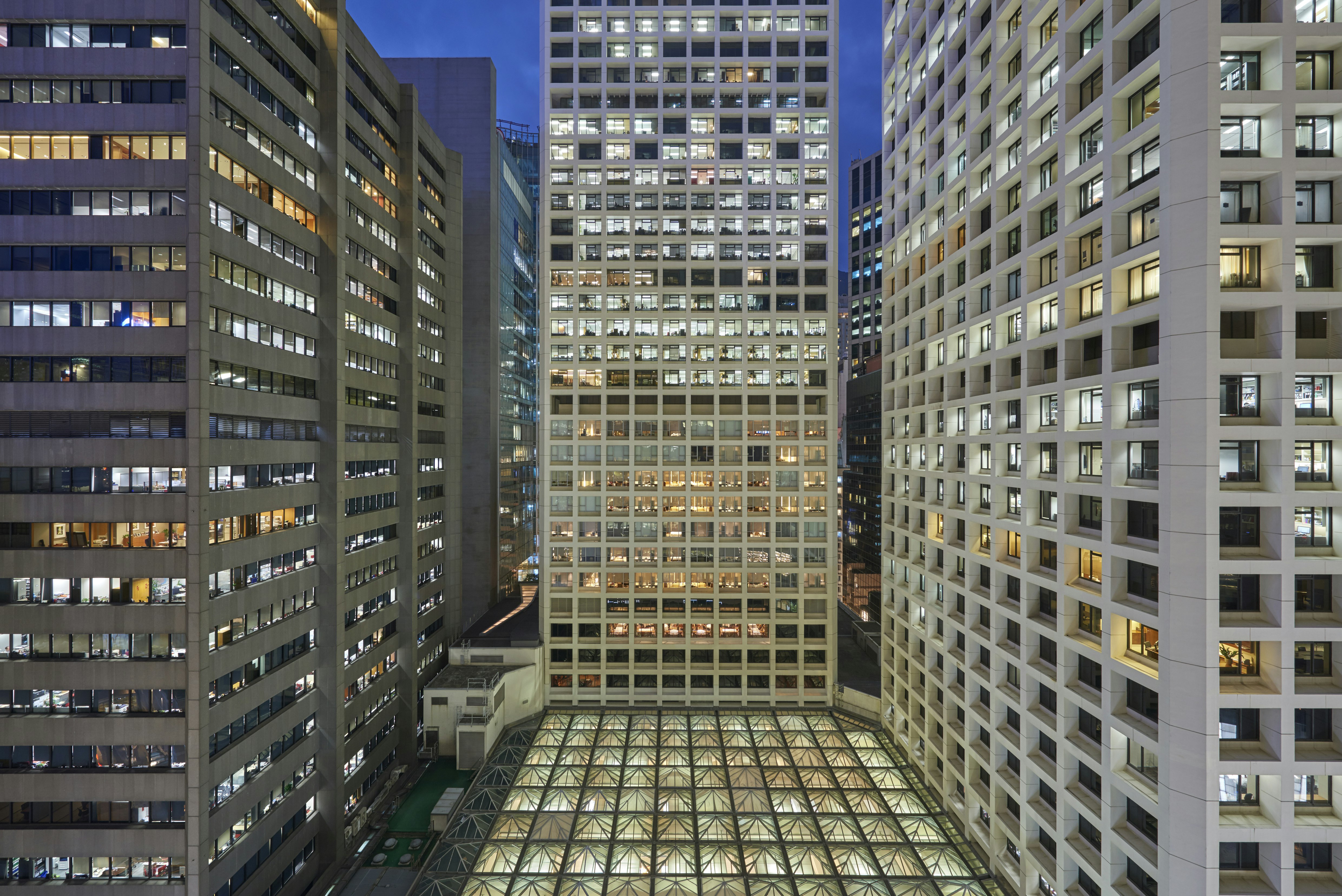 Mandarin Oriental The Landmark, Hong Kong 2/75