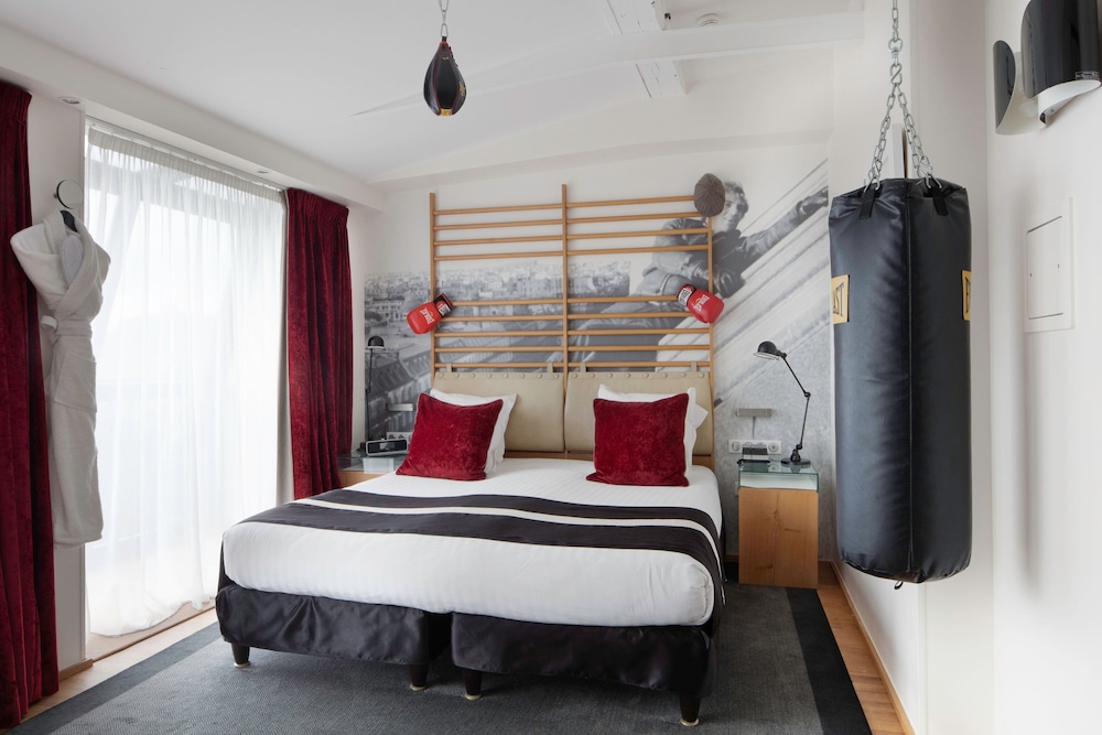 2 ROOMS, FITNESS, FAMILY, PRIVILEGE, BALCONY