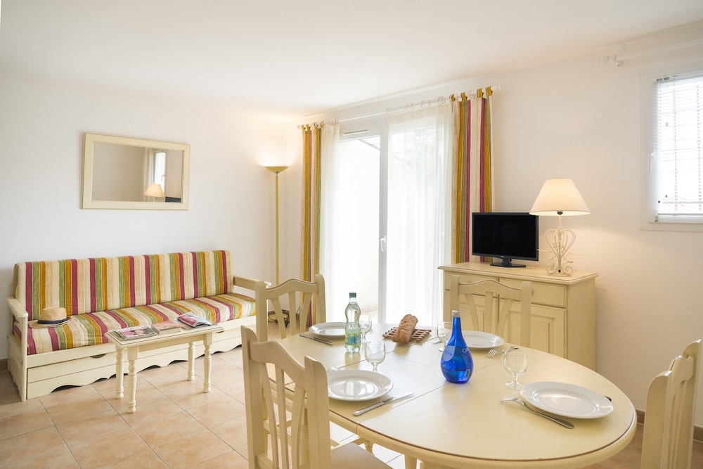 Residence Vacanceole Port Minervois / Les Hauts du lac 46/67