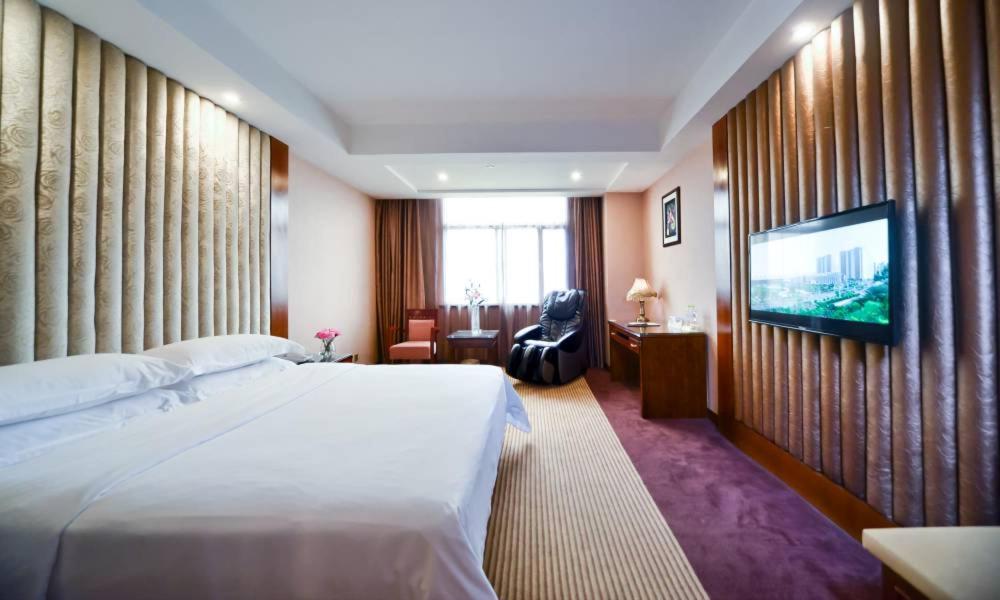 Vienna International Hotel (Nanning Jiangnan Wanda Pingxi Night Market Branch) 11/30