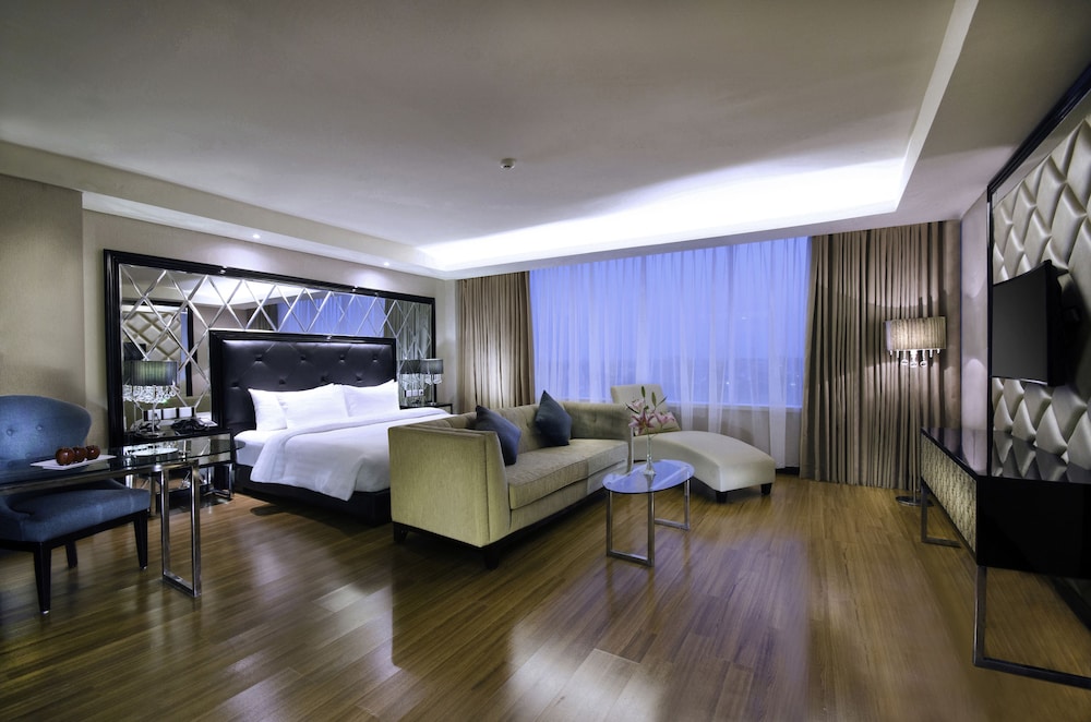 The Alana Hotel And Convention Center - Solo 34/46