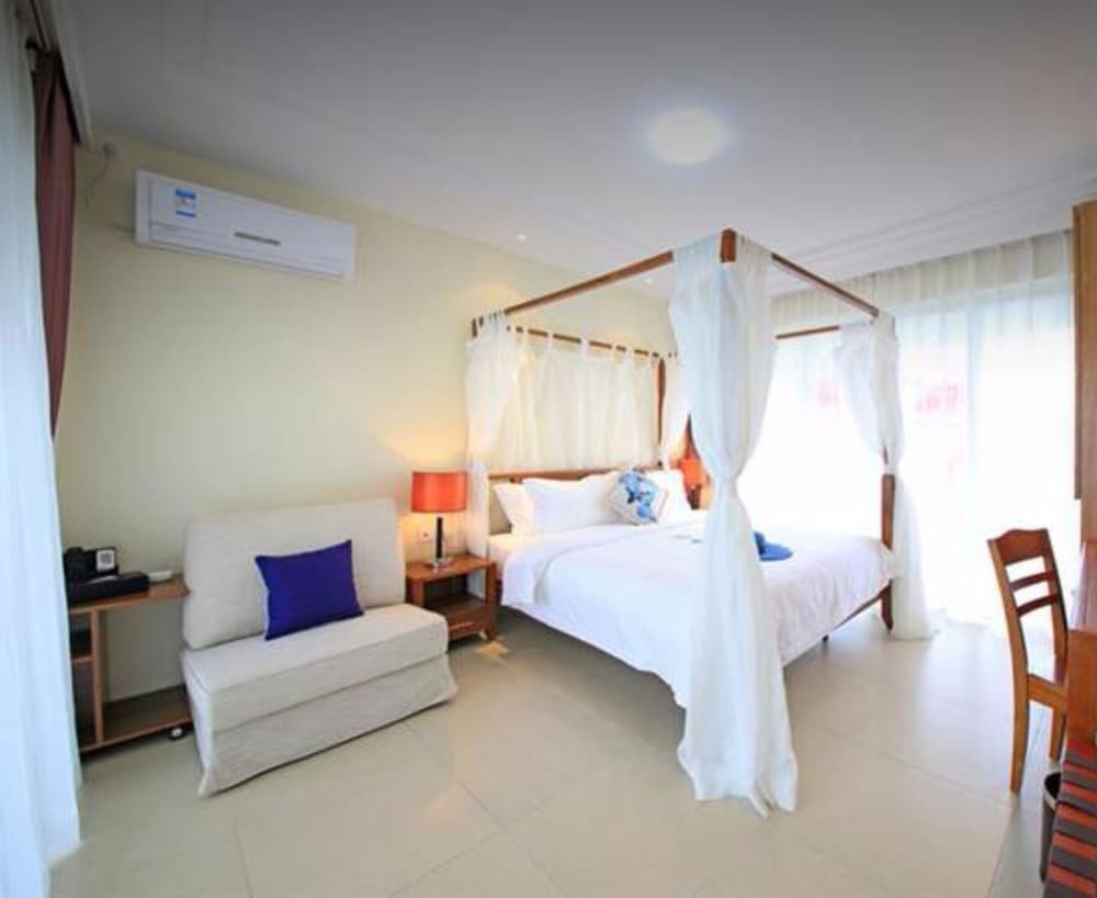 ROOM, DOUBLE BED, SEA VIEW