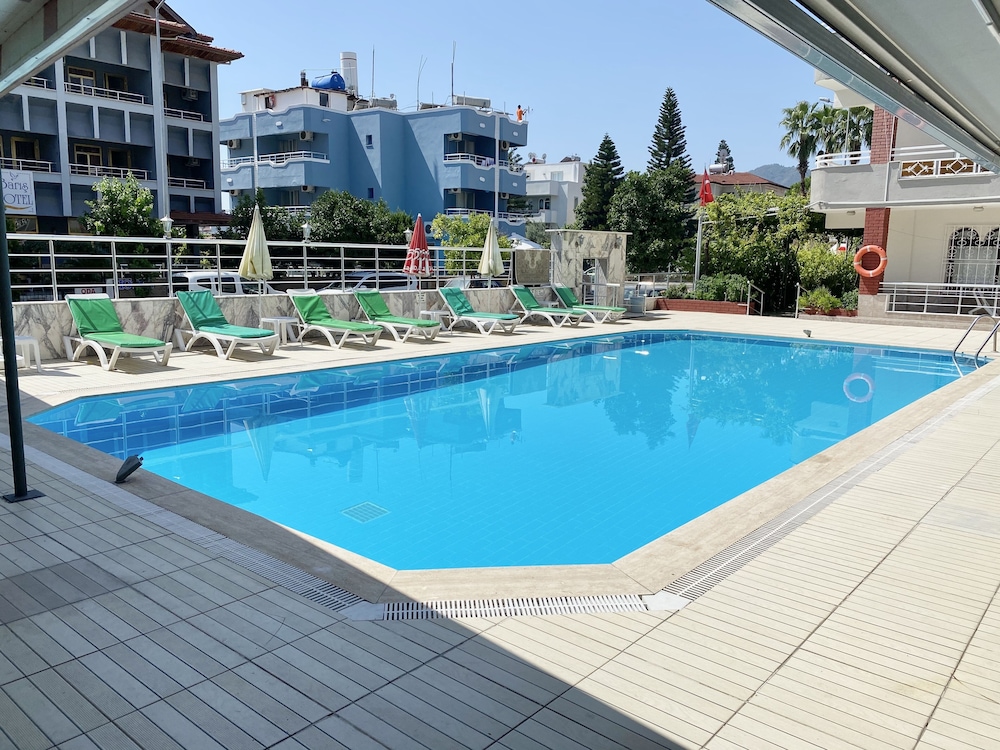 Soykan Hotel 12/62