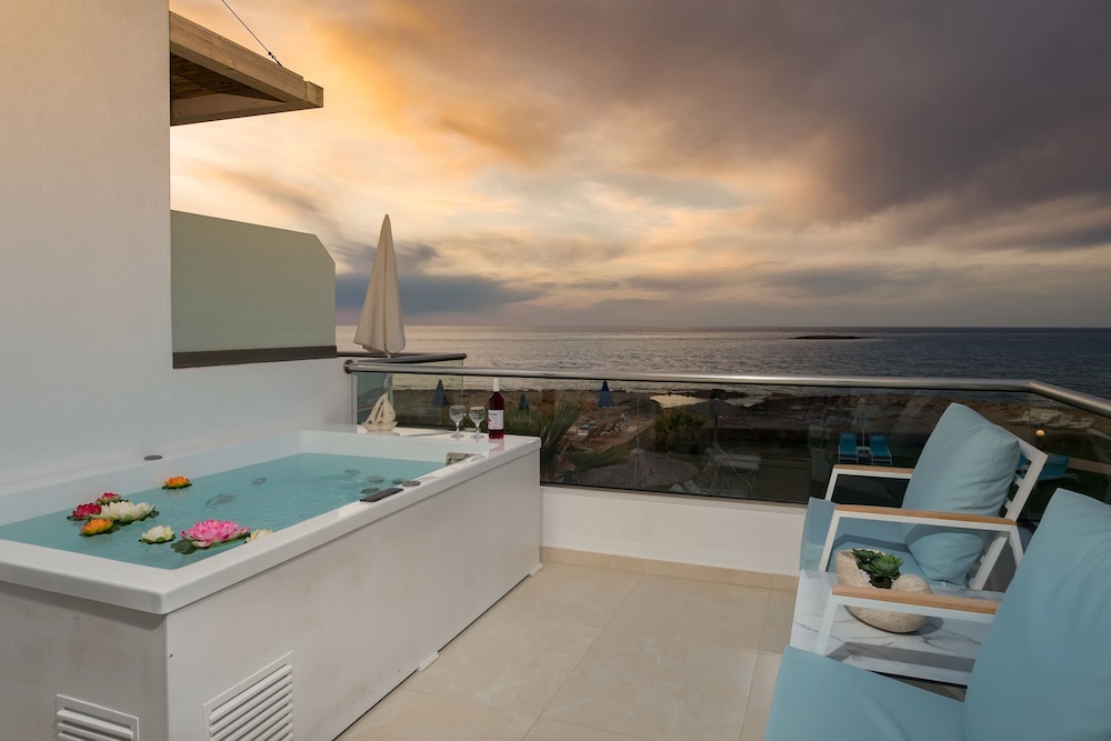 Pyrgos Beach Apartments 23/50