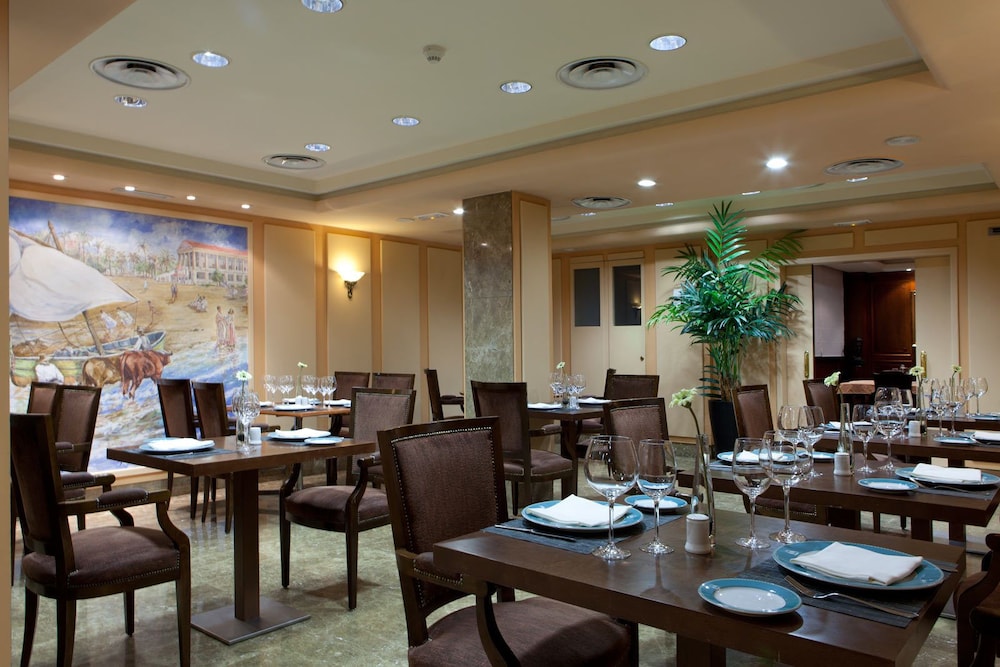 Agumar Hotel 41/48