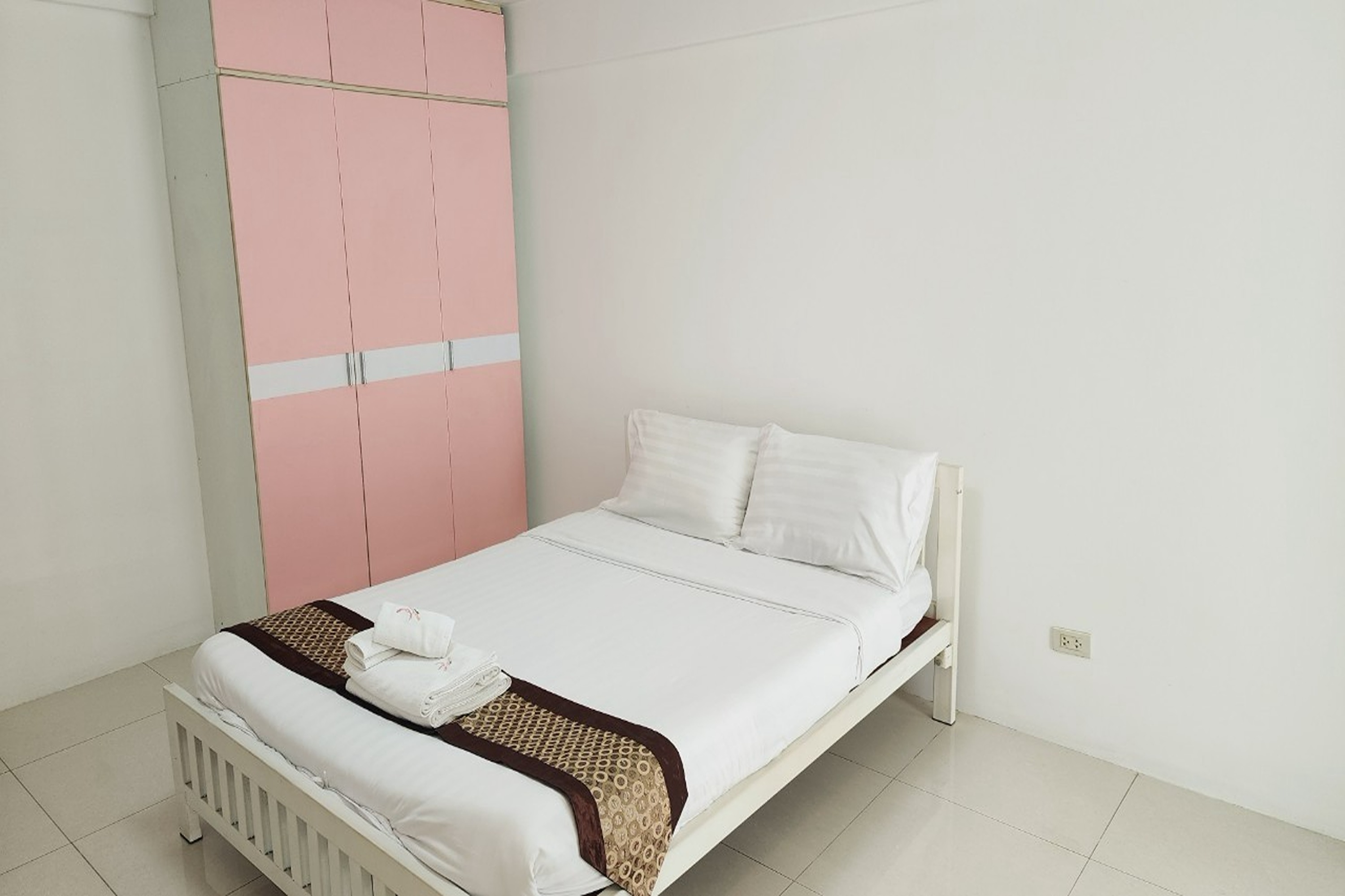 Standard, Double Bed, Zenith Life 7/10