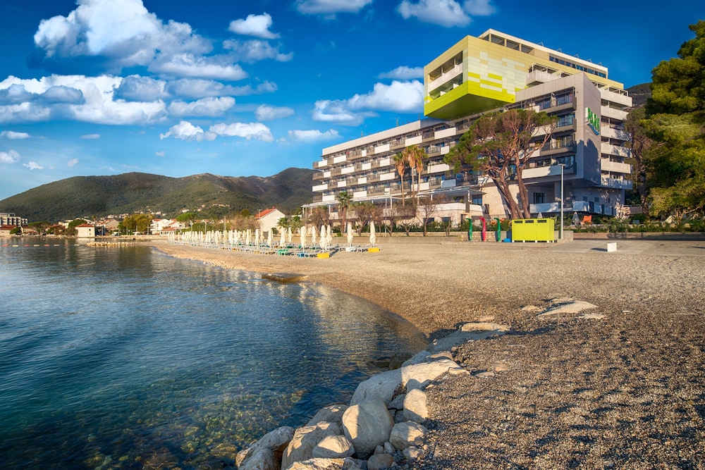Carine Hotel Park 52/61