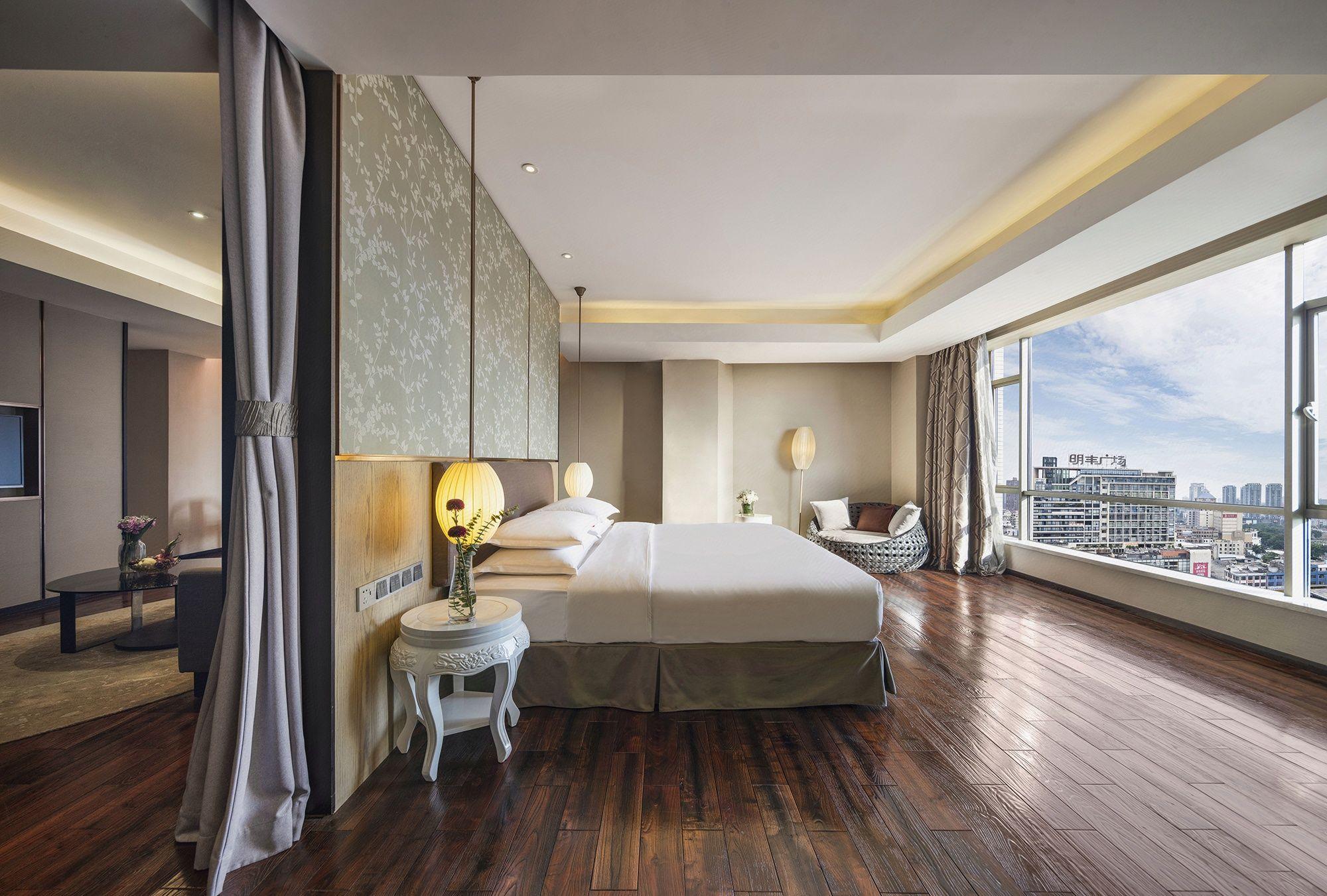 Executive, Suite, King Bed