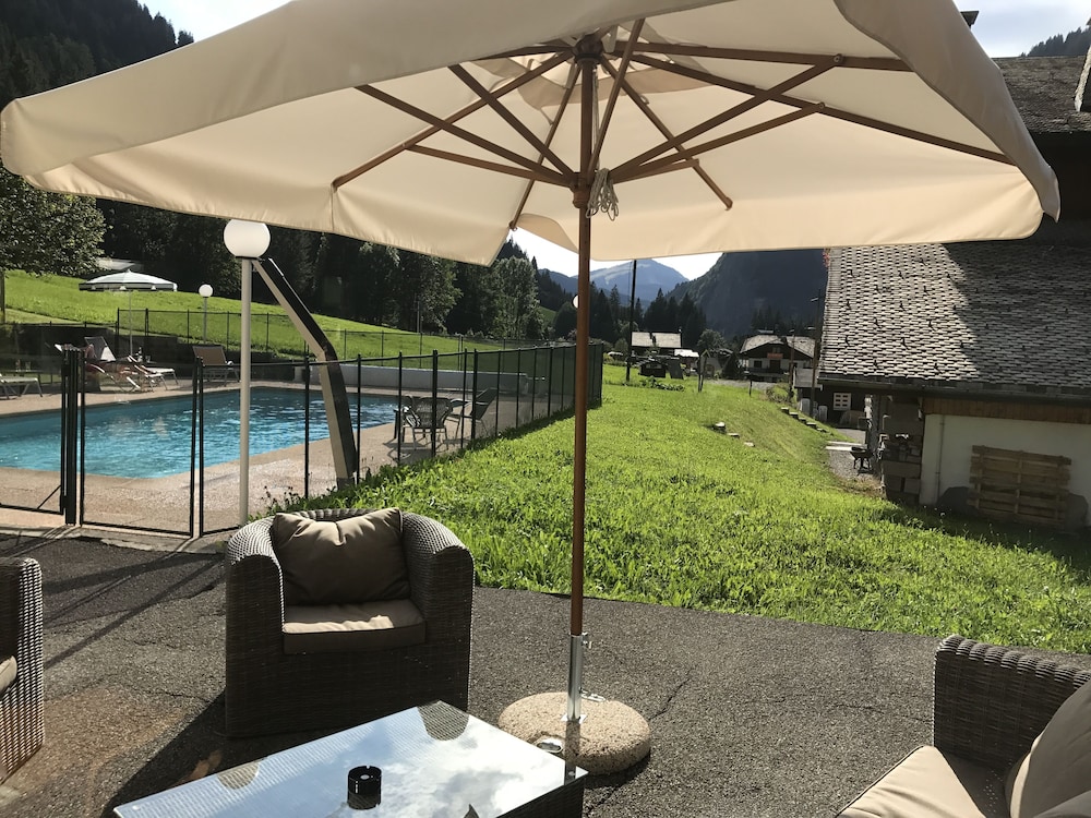 Hotel Les Prodains 44/50