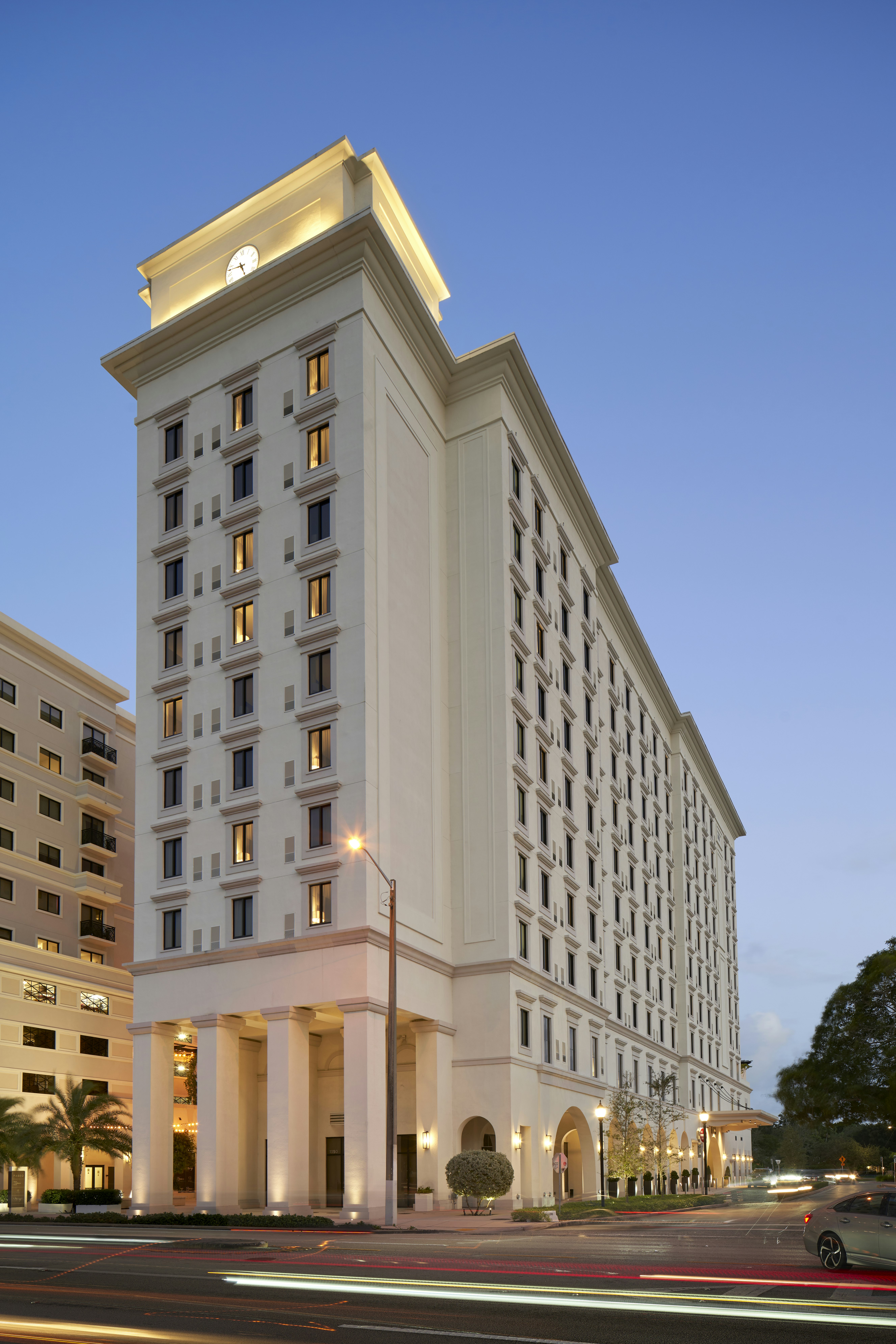 THesis Hotel Miami Coral Gables, Curio Collection by Hilton 2/80