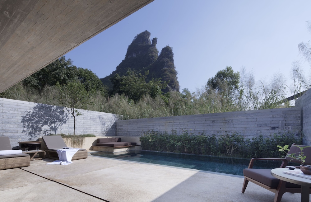 ALILA YANGSHUO 9/65