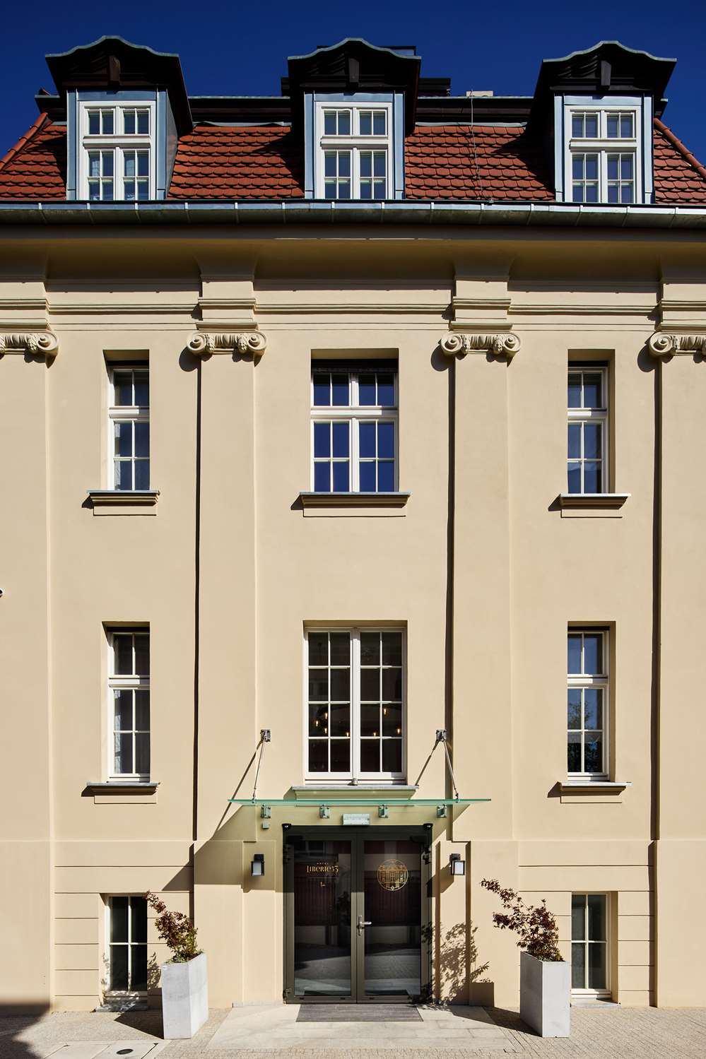Hotel Liberte 33 3/18