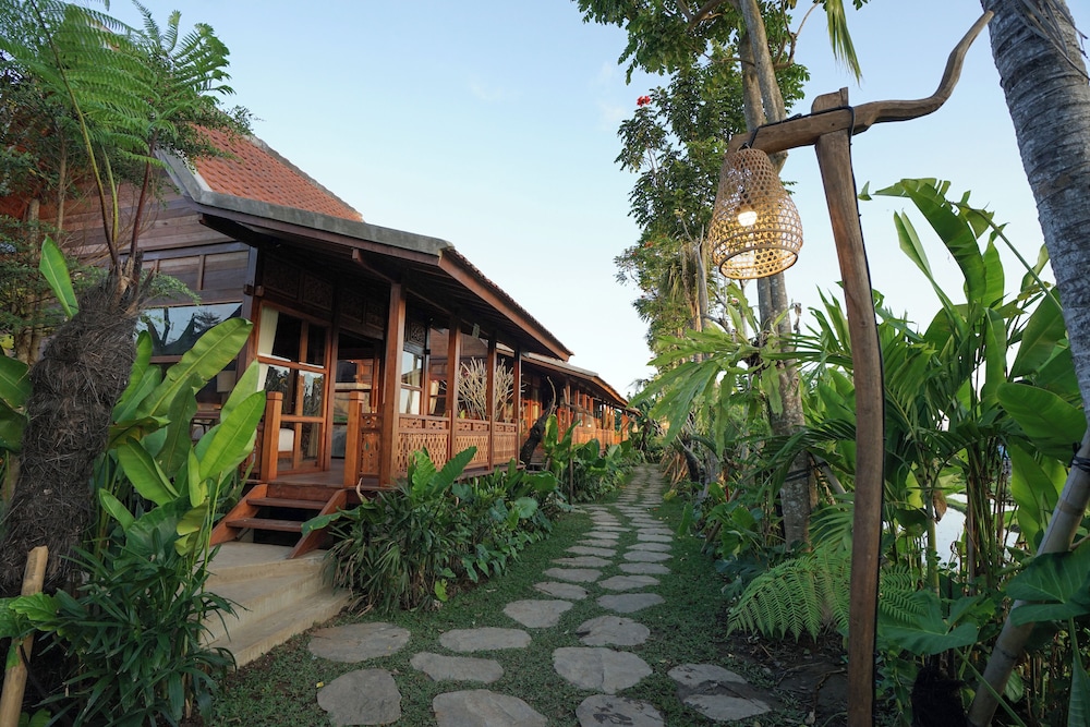 Ubud Art Resort (ex Uma D Mas Villa) 3/48