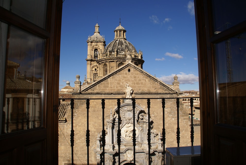 La Perla Granada Suites 6/52