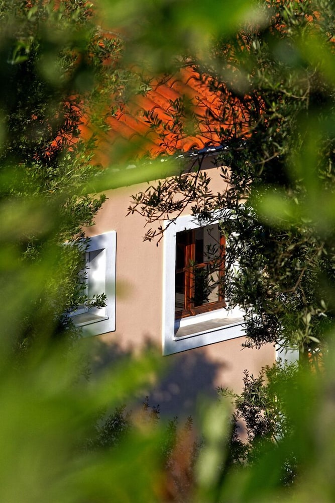Villa Contessa 39/50