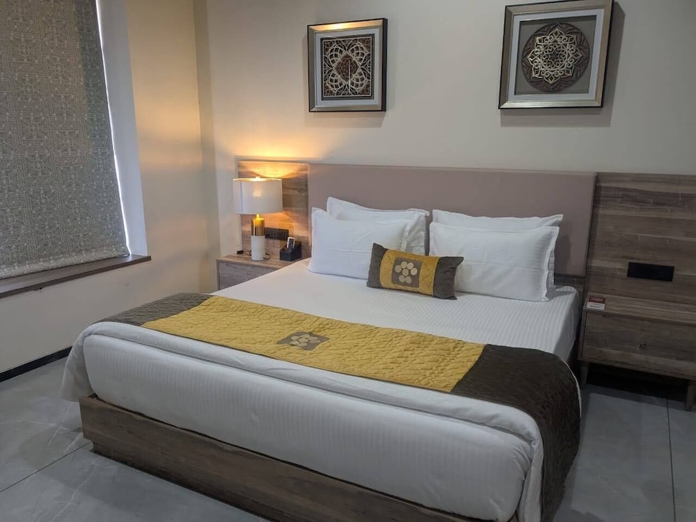 Mastiff Select Riveria Resort, Igatpuri Road, Nashik 19/61