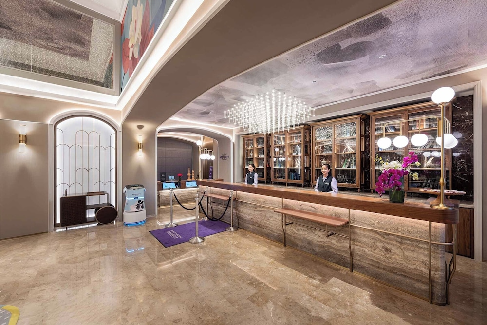 Mercure Nantong Suxitong Riverside 4/42