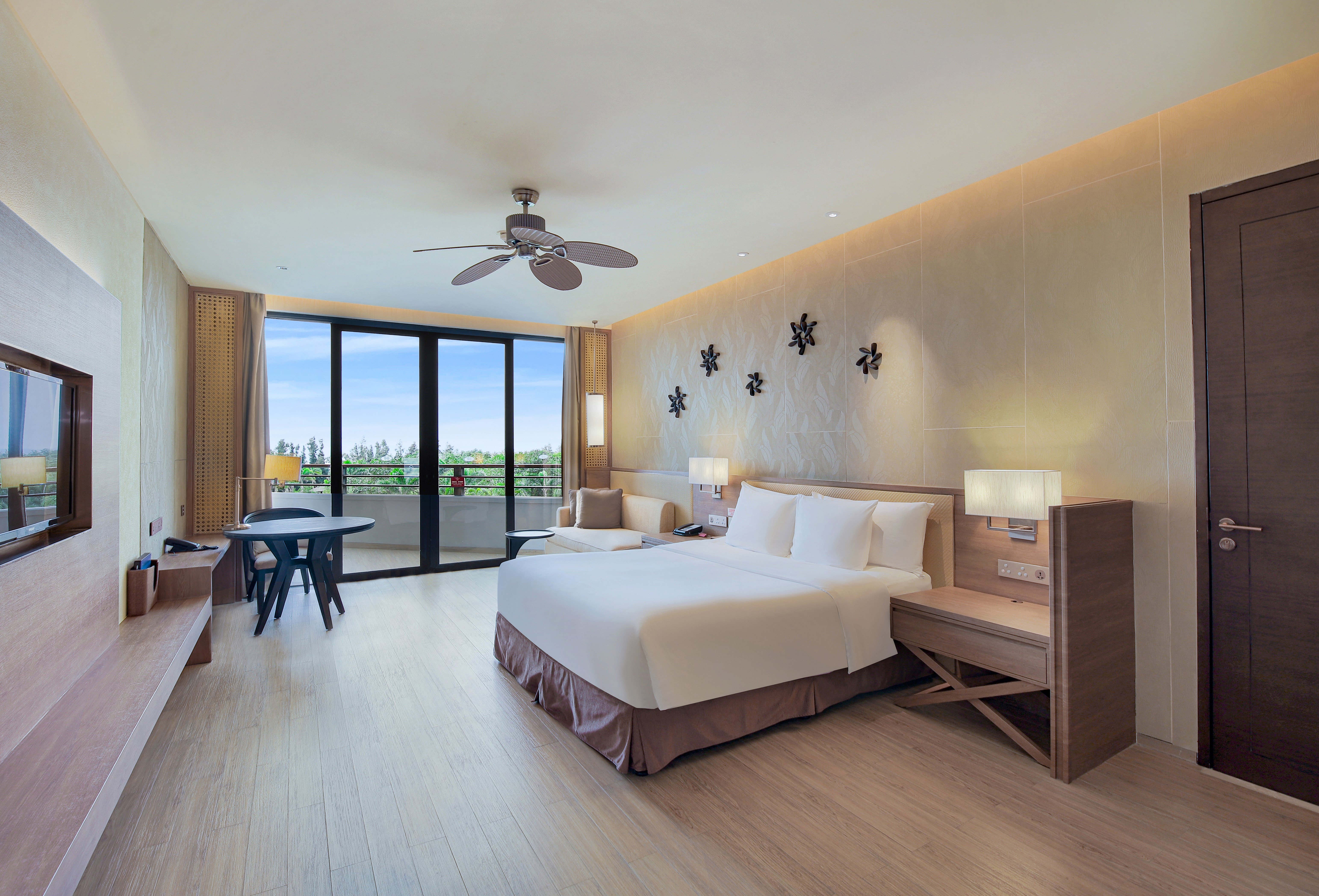 CROWNE PLAZA HAILING ISLAND 14/50