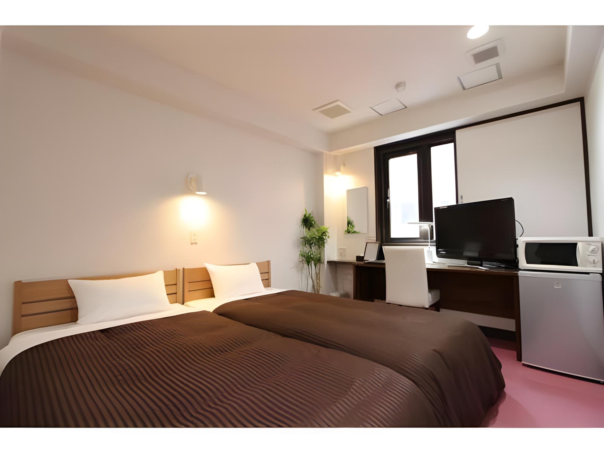 Semi Room, 2 Semi Double Beds, Smoking
