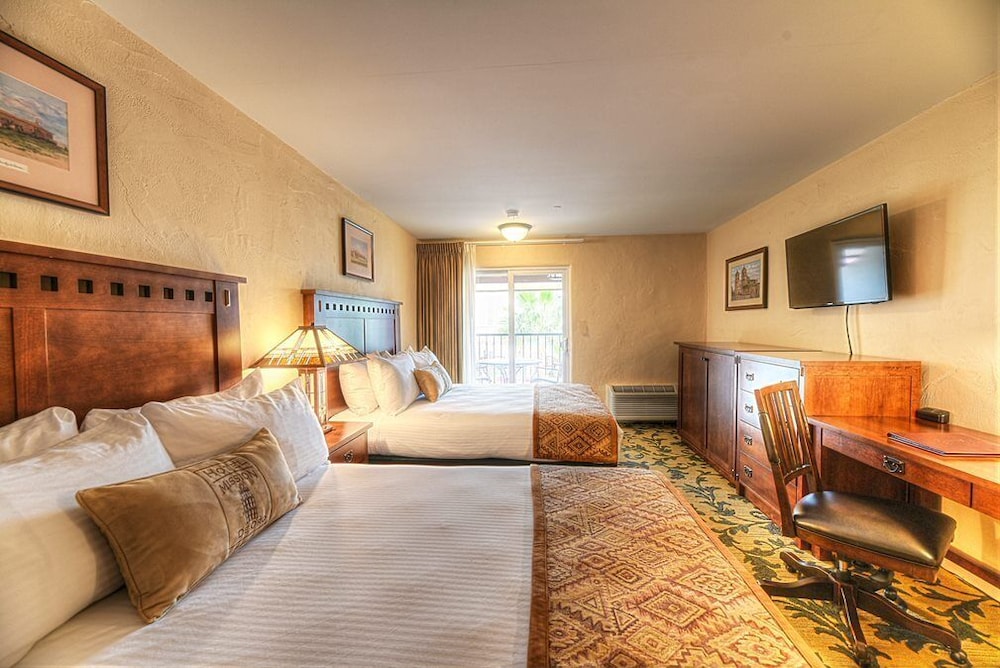 HOTEL MISSION DE ORO 44/64