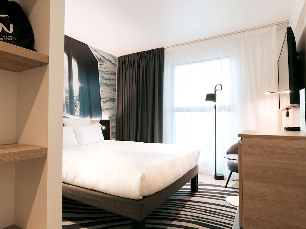 Novotel Angers Centre Gare 9/75