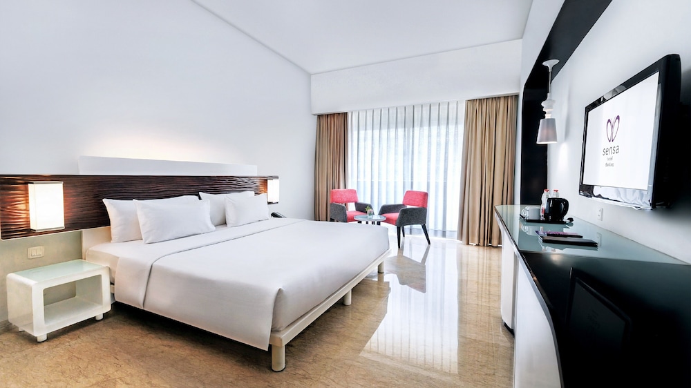 Sensa Hotel 31/64