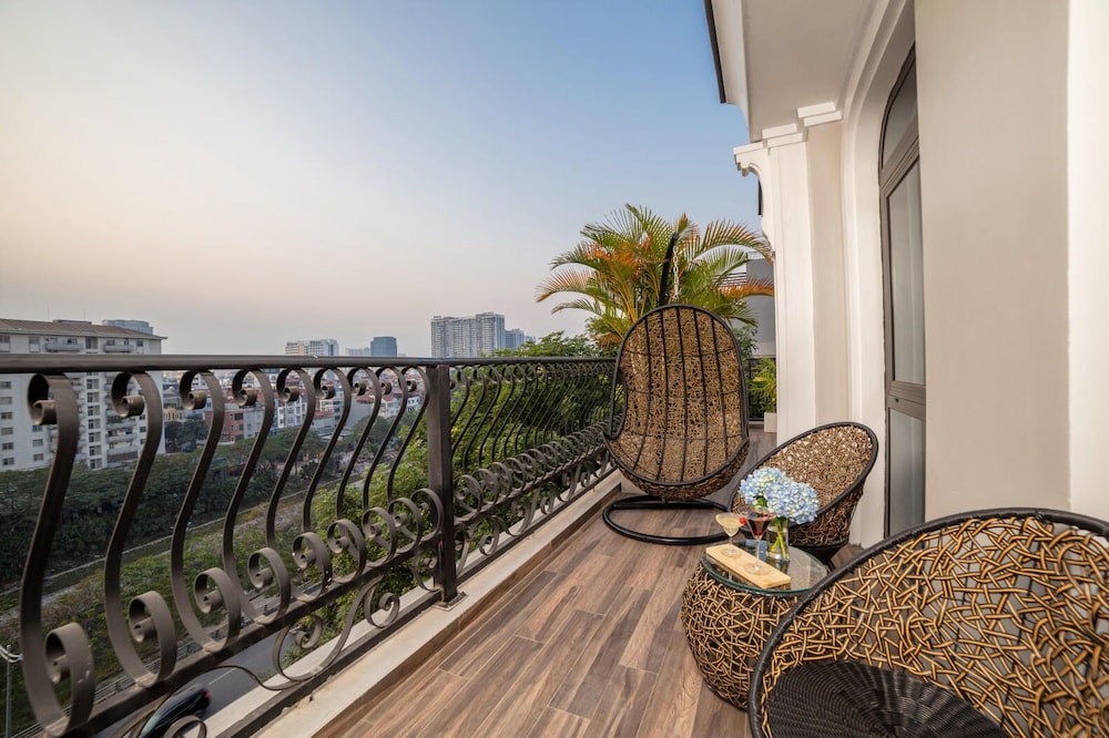 FTE Ba Dinh Hotel 24/48
