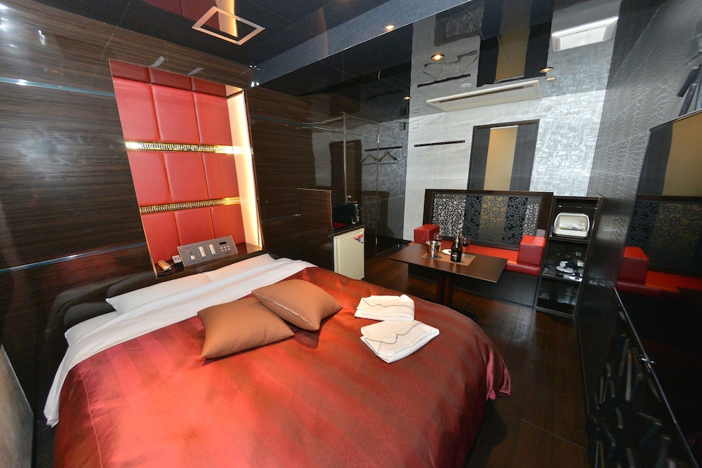 Terrace M Yokota Base - Adult Only 7/40