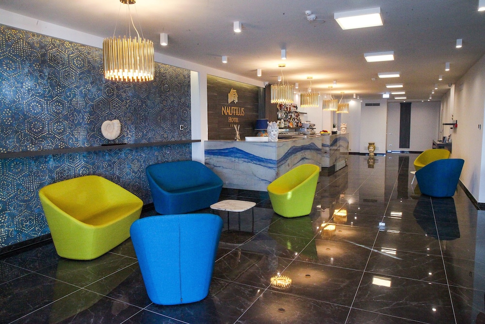 Nautilus Hotel 34/50