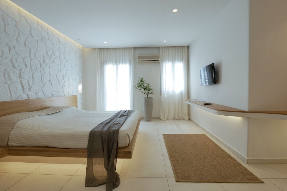 Andronikos Hotel - Adults Only 17/82