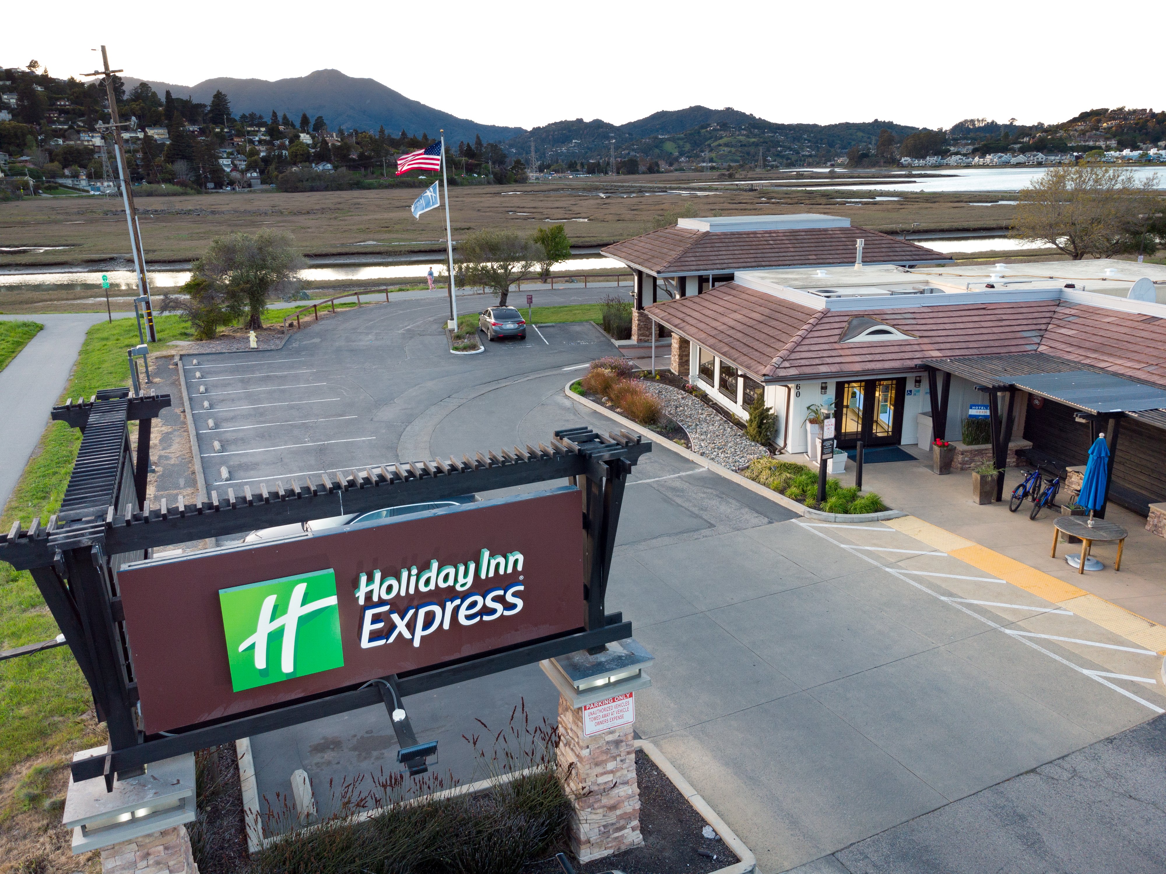 Holiday Inn Express Mill Valley San Francisco Area 6/92
