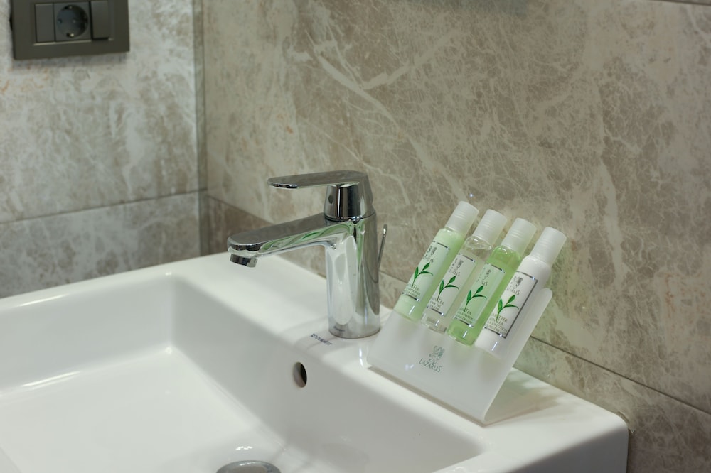 The Fox Hotel Taksim 69/69