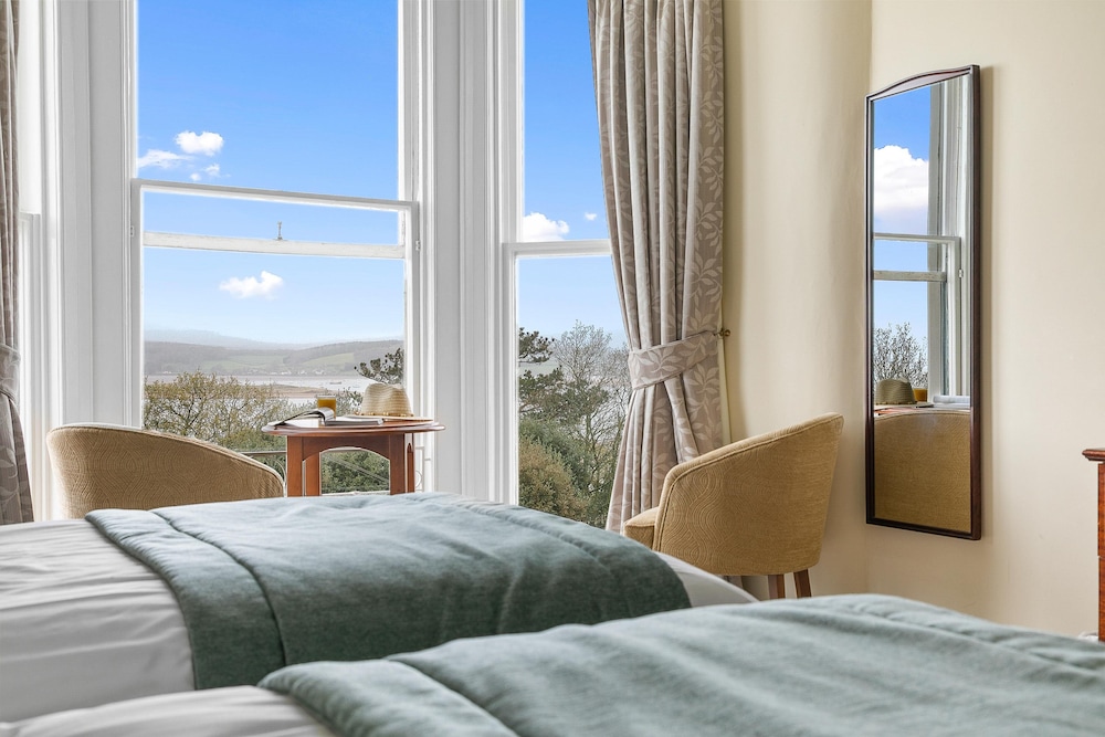 Royal Beacon Hotel 14/45