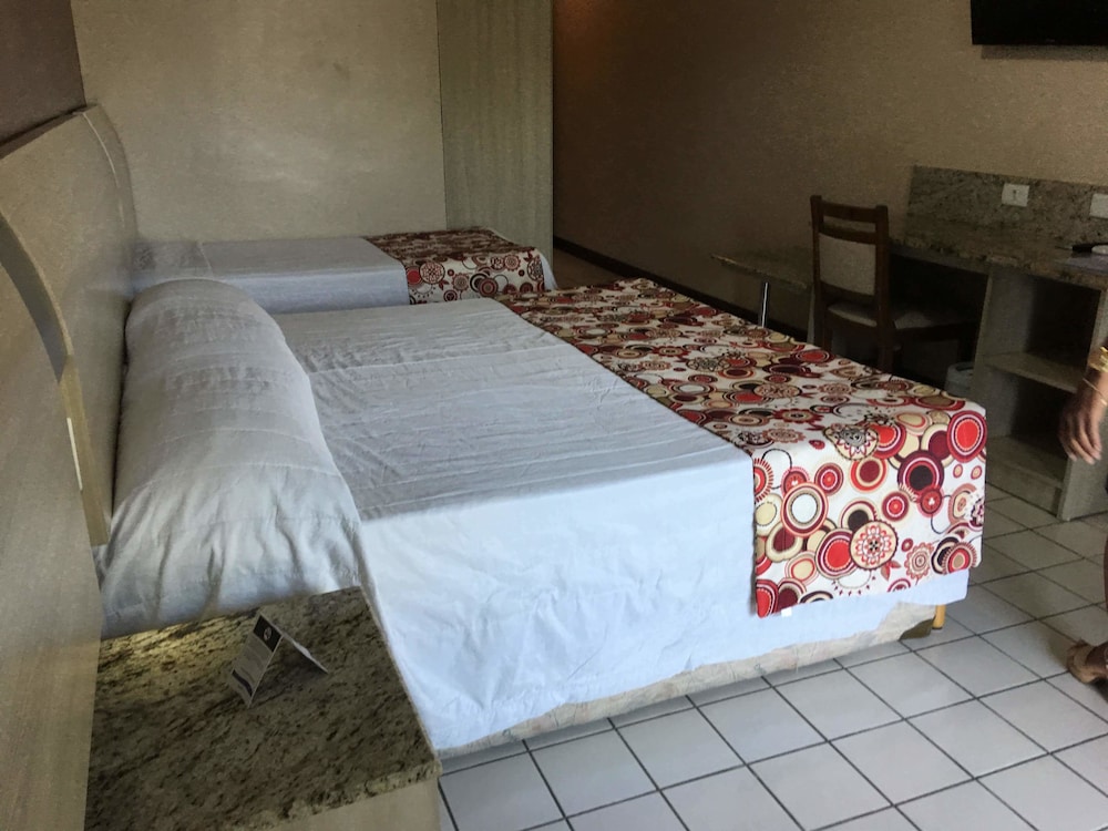 Sueds Plaza Hotel 15/56