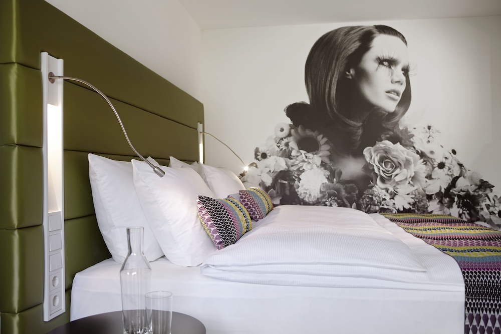 Hotel Indigo Duesseldorf Victoriaplatz 43/70