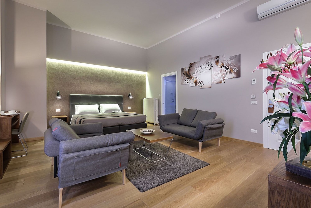 Antico Centro Suites 46/66