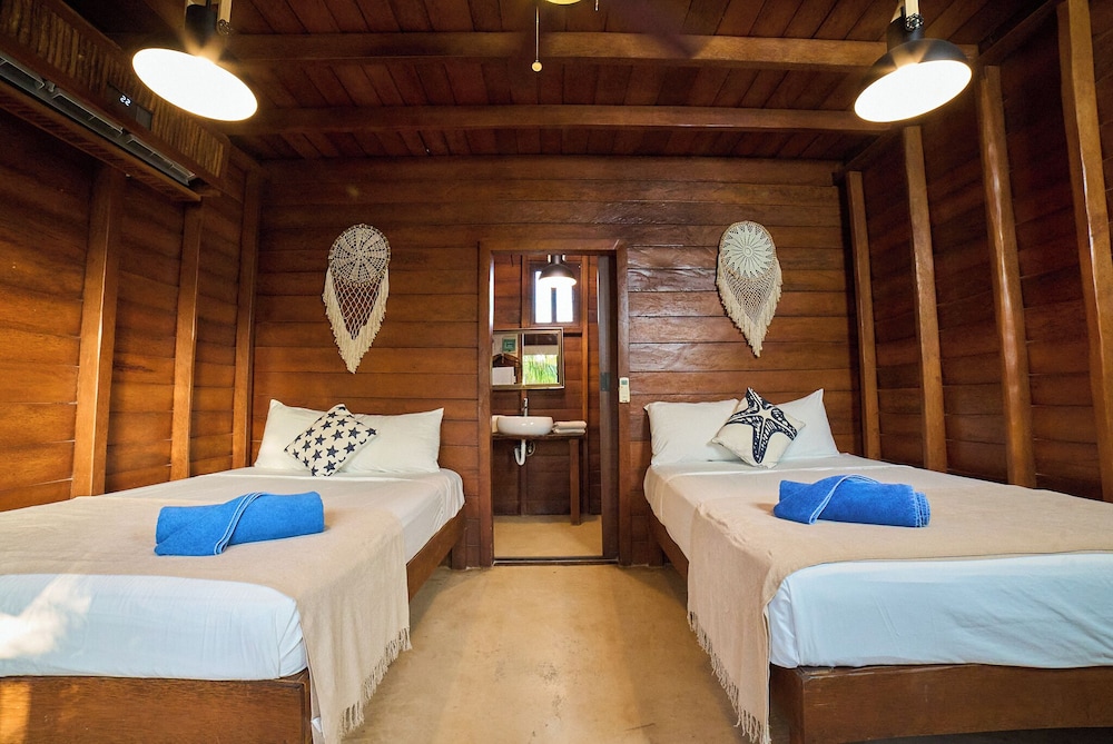 COCONUT BY OOL HOTELS 13/43